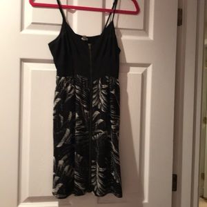 Black print dress size small